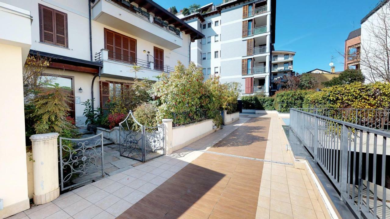 Apartment With Private Garden Near San Siro Stadium Milan Exterior photo